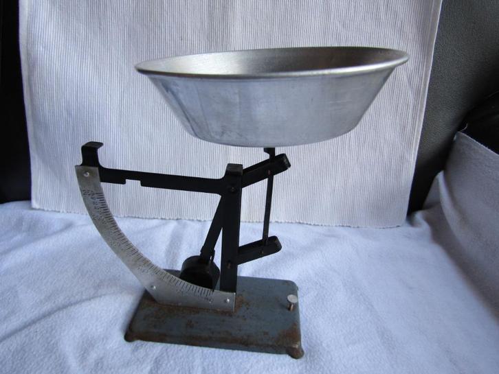 Oude weegschaal van 0 tot 250 g van het type lettergewicht, Antiek en Kunst, Antiek | Gereedschap en Instrumenten, Ophalen of Verzenden