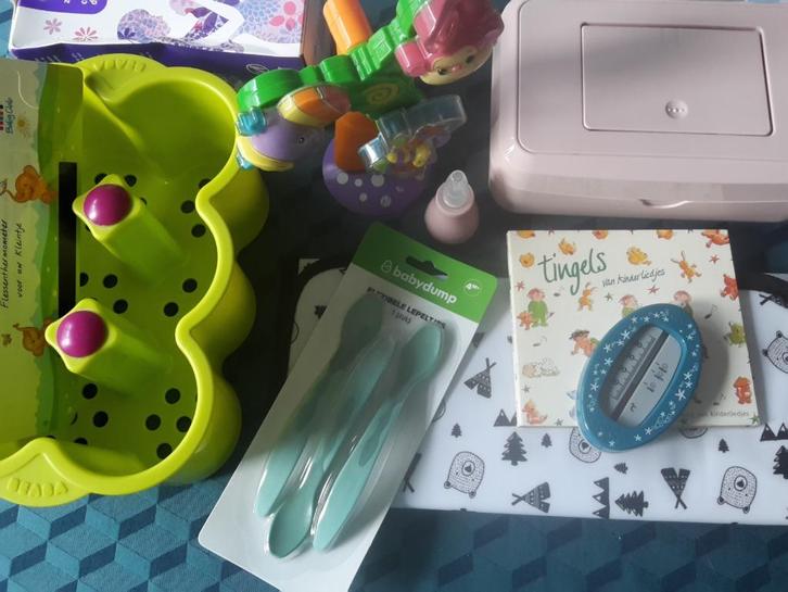 Set babyspullen, nieuw / als nieuw, 15 Euro voor alles samen, Kinderen en Baby's, Badjes en Verzorging, Nieuw, Bébé-jou, Ophalen of Verzenden