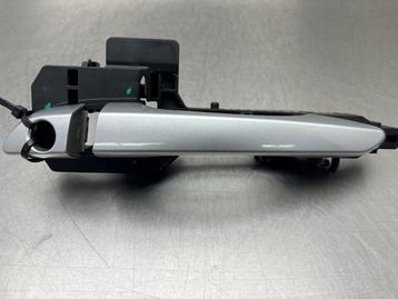 PORTIERGREEP BUITEN LINKS VOOR Hyundai Tucson (TL) beschikbaar voor biedingen