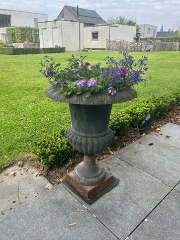 Gietijzeren tuinvazen - Jardinière ( 4 stuks ) beschikbaar voor biedingen