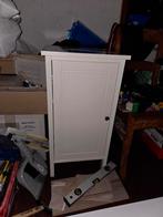 Nachtkastje, Enlèvement