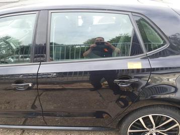 Portier 4Deurs links-achter van een Volkswagen Polo (LC9X) beschikbaar voor biedingen