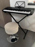 Piano met  staander en krukje, Muziek en Instrumenten, Ophalen, Gebruikt, Overige merken