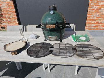 Big green egg Minimax met conveggtor & accessoires beschikbaar voor biedingen