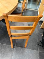 Massief eiken tafel met 4 handgemaakte stoelen., Ophalen of Verzenden, Zo goed als nieuw