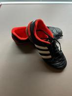 Zaalvoetbalschoenen Adidas (EU 44), Sportschoenen, Ophalen of Verzenden, Adidas, Gedragen