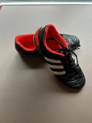 Zaalvoetbalschoenen Adidas (EU 44) beschikbaar voor biedingen