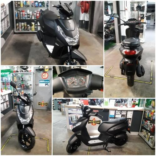 peugeot kisbee RS nieuwe scooter mat zwart euro 5 2399€, Vélos & Vélomoteurs, Scooters | Peugeot, Neuf, Autres modèles, Essence