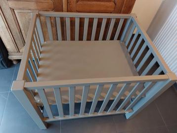 Babypark Quax (inclusief matras) beschikbaar voor biedingen