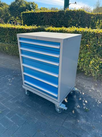 Nieuwe werkplaatskasten, ladekasten 850x720x560mm (hxbxd) beschikbaar voor biedingen