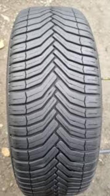 Michelin 225 60 18 crossclimate all seasons beschikbaar voor biedingen