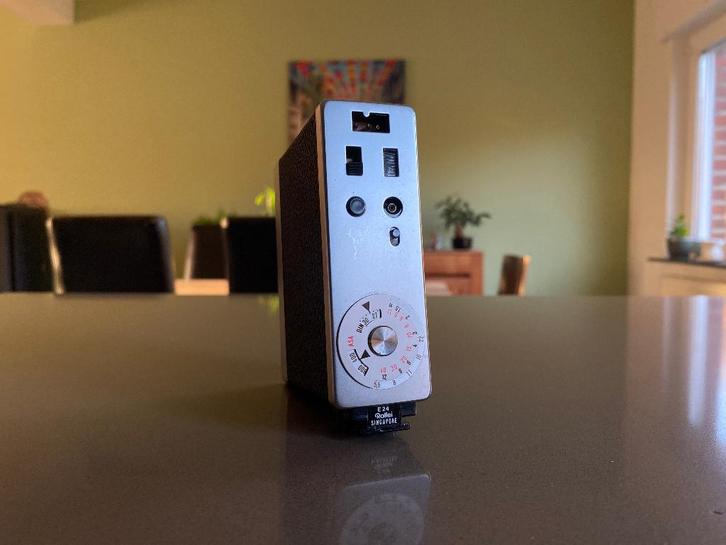 Flash Externe Vintage Rollei E24, TV, Hi-fi & Vidéo, Photo | Flash, Utilisé, Autres marques, Enlèvement ou Envoi