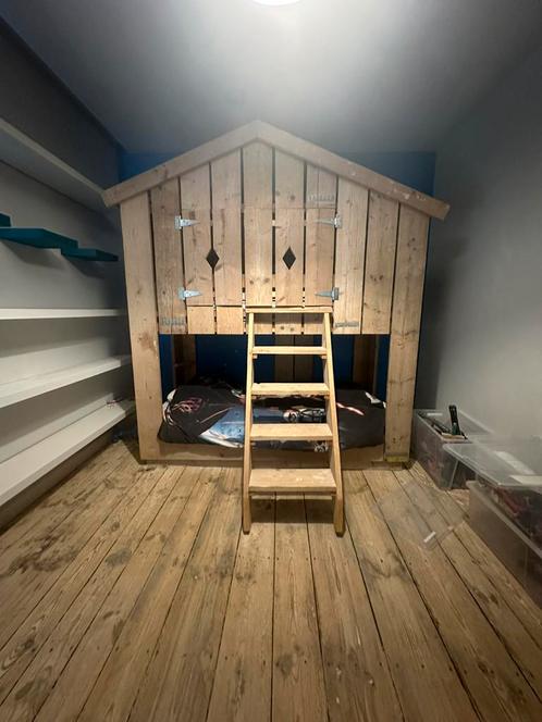 Dubbel Boomhutbed voor kinderen: topkwaliteit  en maatwerk, Kinderen en Baby's, Kinderkamer | Stapelbedden en Hoogslapers, Zo goed als nieuw