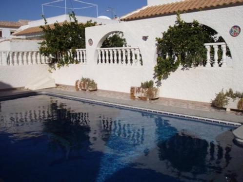 Spanje : overwinteren 995 €/maand all in, Vakantie, Vakantiehuizen | Spanje, Costa Blanca, Landhuis of Villa, Dorp, Aan zee, 3 slaapkamers