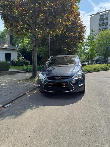 Ford s max 1.6 benzine 7 plaatsen beschikbaar voor biedingen