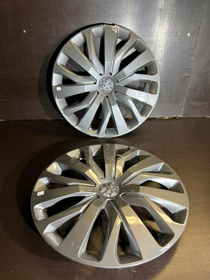 2 wieldoppen Peugeot partner rifter 307,308, 508, 2008 16", Auto diversen, Wieldoppen, Gebruikt, Ophalen of Verzenden