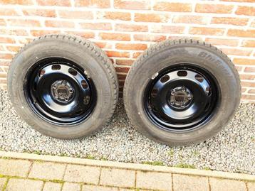 4X Stalen velgen 15" met winterbanden : Volkswagen Golf 4 beschikbaar voor biedingen