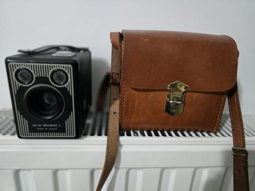Kodak Six 20 BROWNIE Model E (comme neuf) + sacoche, Audio, Tv en Foto, Fotocamera's Analoog, Zo goed als nieuw, Compact, Kodak