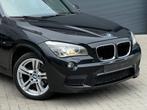 Bmw x1 18d automaat / xenon / automaat / pano, Auto's, BMW, Euro 5, Alcantara, Zwart, Bedrijf