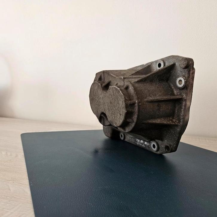 Couvercle du carter de boîte de vitesses 02U301201C, Motos, Accessoires | Valises & Sacs, Comme neuf, Enlèvement