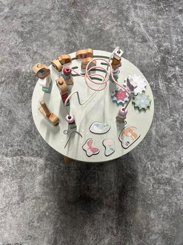 Speeltafel little dutch beschikbaar voor biedingen