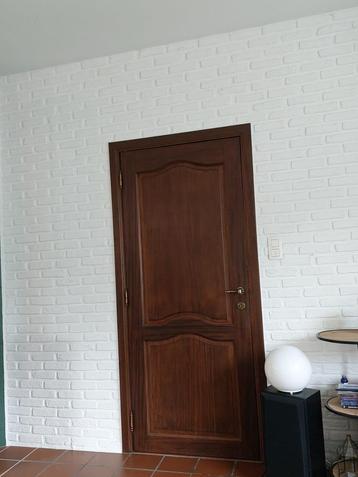 Houten deuren beschikbaar voor biedingen