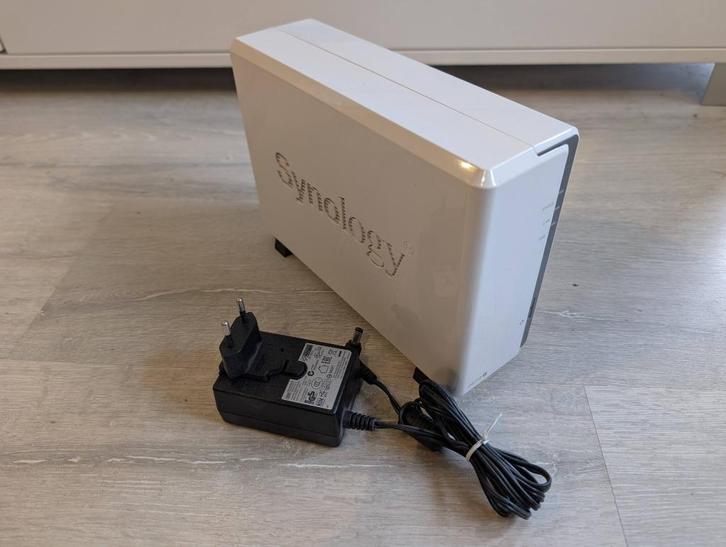 Synology DiskStation DS115j NAS (1-Bay) met 1 TB Opslag, Computers en Software, NAS, Zo goed als nieuw, Ophalen of Verzenden