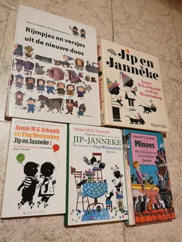 Lot 5 boeken Annie M. G. Schmidt  beschikbaar voor biedingen