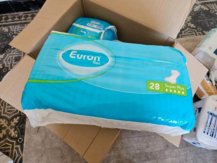 couches pour adultes, Divers, Matériel Infirmier, Neuf, Enlèvement