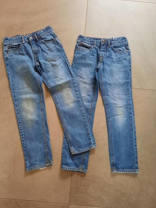 2 jeansbroeken maat 128 JBC - slim fit - 6 EUR voor 2 stuks, Enfants & Bébés, Vêtements enfant | Taille 128, Utilisé, Garçon, Pantalon