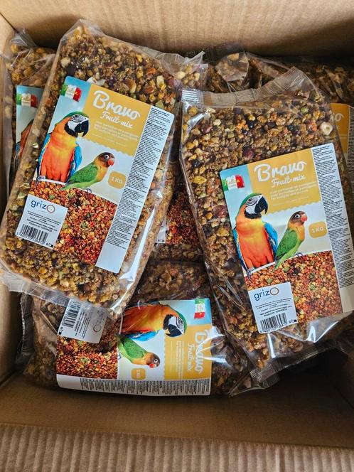 NIEUW - Bravo Fruit Mix Grof 1kg ( voor verpakt ) Bird-X, Dieren en Toebehoren, Vogels | Parkieten en Papegaaien