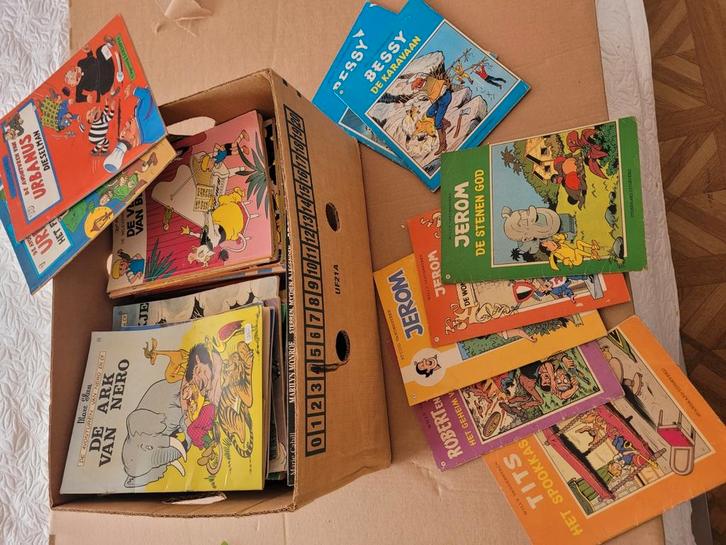 Bananendoos vol strips – Suske & Wiske, Jommeke, Nero + meer, Boeken, Stripverhalen, Zo goed als nieuw, Ophalen
