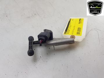 DIVERSEN Tesla Model S (|102794100A|102794100B|) beschikbaar voor biedingen