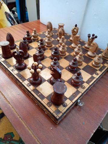 Schaakspel. Handgemaakt in Polen., Antiek en Kunst, Ophalen of Verzenden