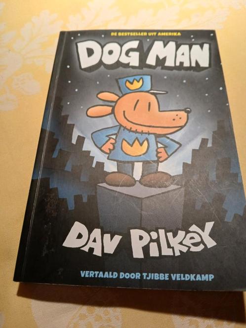 Dav Pilkey - DOG MAN. Zet elk kind aan het lezen, Boeken, Kinderboeken | Jeugd | onder 10 jaar, Verzenden