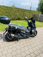 BMW C 400X  ALS NIEUW en zeer compleet uitgerudt  (btw), Motoren, Motoren | BMW, Zadelverwarming, 400 cc, Scooter, Particulier