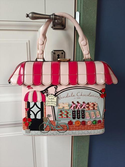 Vendula London Grab bag Handtas Chocolatier Pink, Handtassen en Accessoires, Tassen | Damestassen, Zo goed als nieuw, Handtas