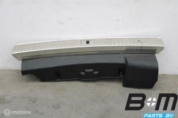 Afsluitplaat bagageruimte Audi Q8 4M8864483A beschikbaar voor biedingen