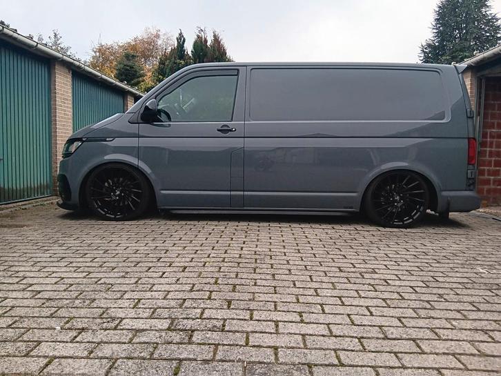 Volkswagen transporter t6.1, Auto's, Volkswagen, Particulier, Transporter, Trekhaak, Diesel, Euro 6, Handgeschakeld, Zilver of Grijs