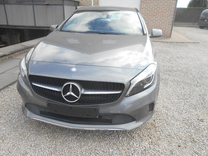 MERCEDES A160 EURO6 -LEDER-NAVIGATIE-XENON, Auto's, Mercedes-Benz, Bedrijf, Te koop, A-Klasse, ABS, Airbags, Airconditioning, Bluetooth