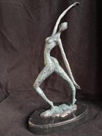 Bronzen abstracte dansende dame, Milo/stempel zuiver brons., Ophalen of Verzenden