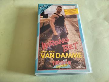 Verschillende Aktie Video^s  VHS beschikbaar voor biedingen