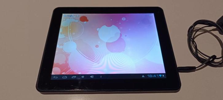 Cherry Mobility M-906 Tablet android, Informatique & Logiciels, Windows Tablettes, Utilisé, Enlèvement ou Envoi