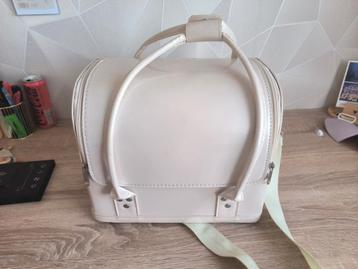 Make Up tas beschikbaar voor biedingen
