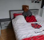 Bed (160x200) + 1 x nachtkaste te koop - DRINGEND WEG, Huis en Inrichting, Gebruikt, Tweepersoons, 200 cm, Grijs