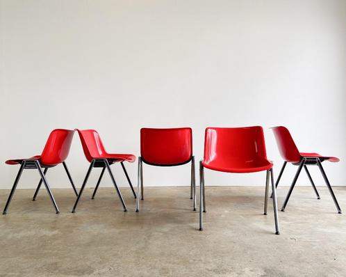 5 chaises empilables Tecno Modus SM 203 d'Osvaldo Borsani, Maison & Meubles, Chaises, Utilisé, Cinq, Six Chaises ou plus, Synthétique