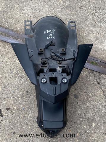 ACHTERSPATBORD COMPLEET  BMW F700GS JAAR 2016  beschikbaar voor biedingen
