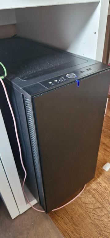 Budget gaming PC beschikbaar voor biedingen