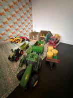 Kidsglobe koeienstal met schuur en verschillende tractoren e, Kinderen en Baby's, Zo goed als nieuw, Ophalen