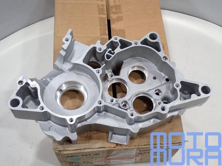 Nieuw carter helft voor de Honda CRM 125 1997 - 1999 CRM125, Motoren, Onderdelen | Honda, Nieuw, Ophalen of Verzenden